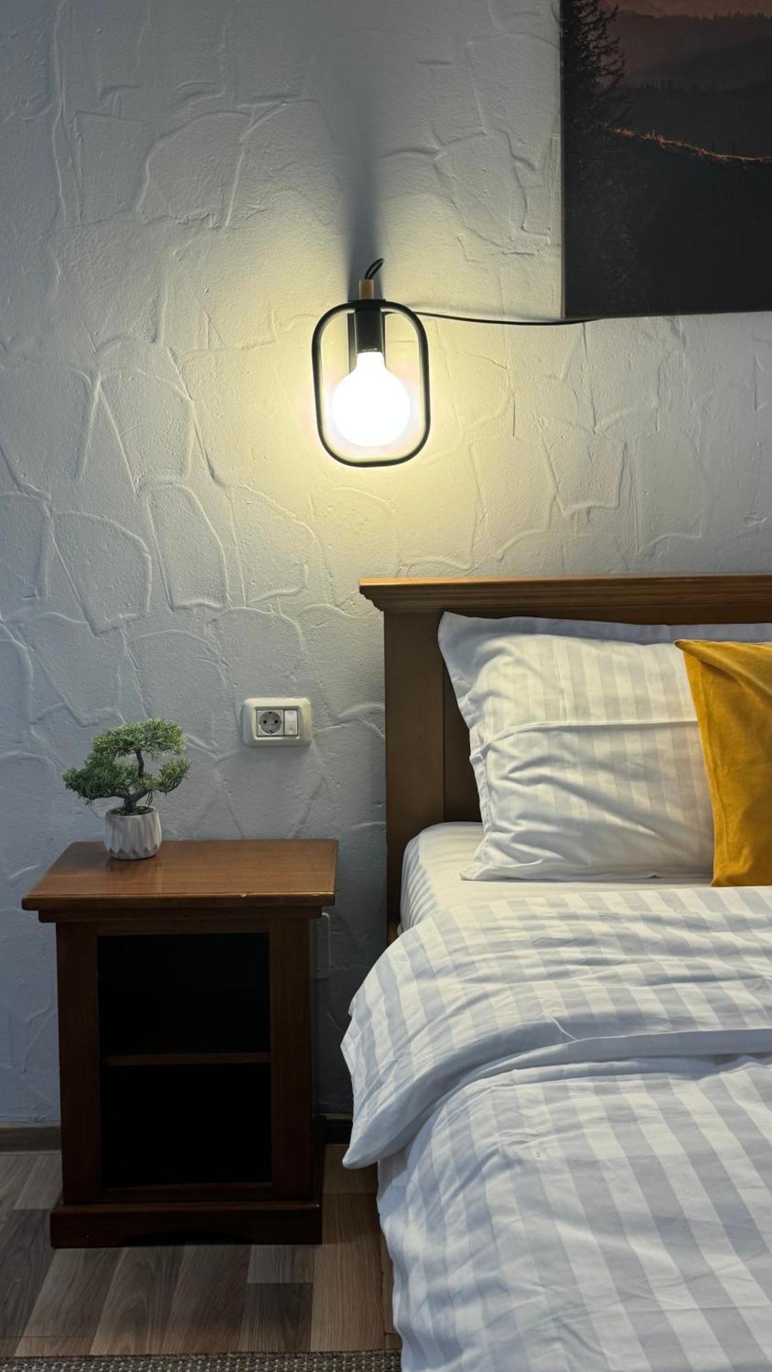 Hotel Lucy Star Cluj-Napoca Ngoại thất bức ảnh