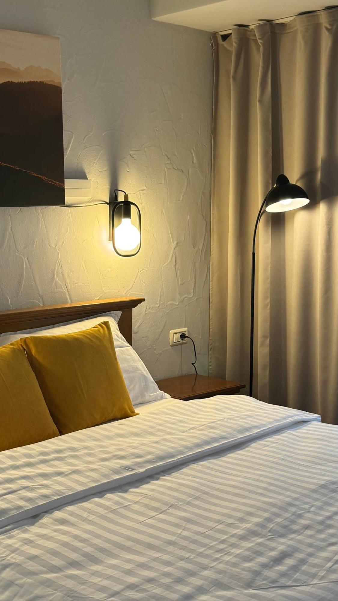 Hotel Lucy Star Cluj-Napoca Ngoại thất bức ảnh